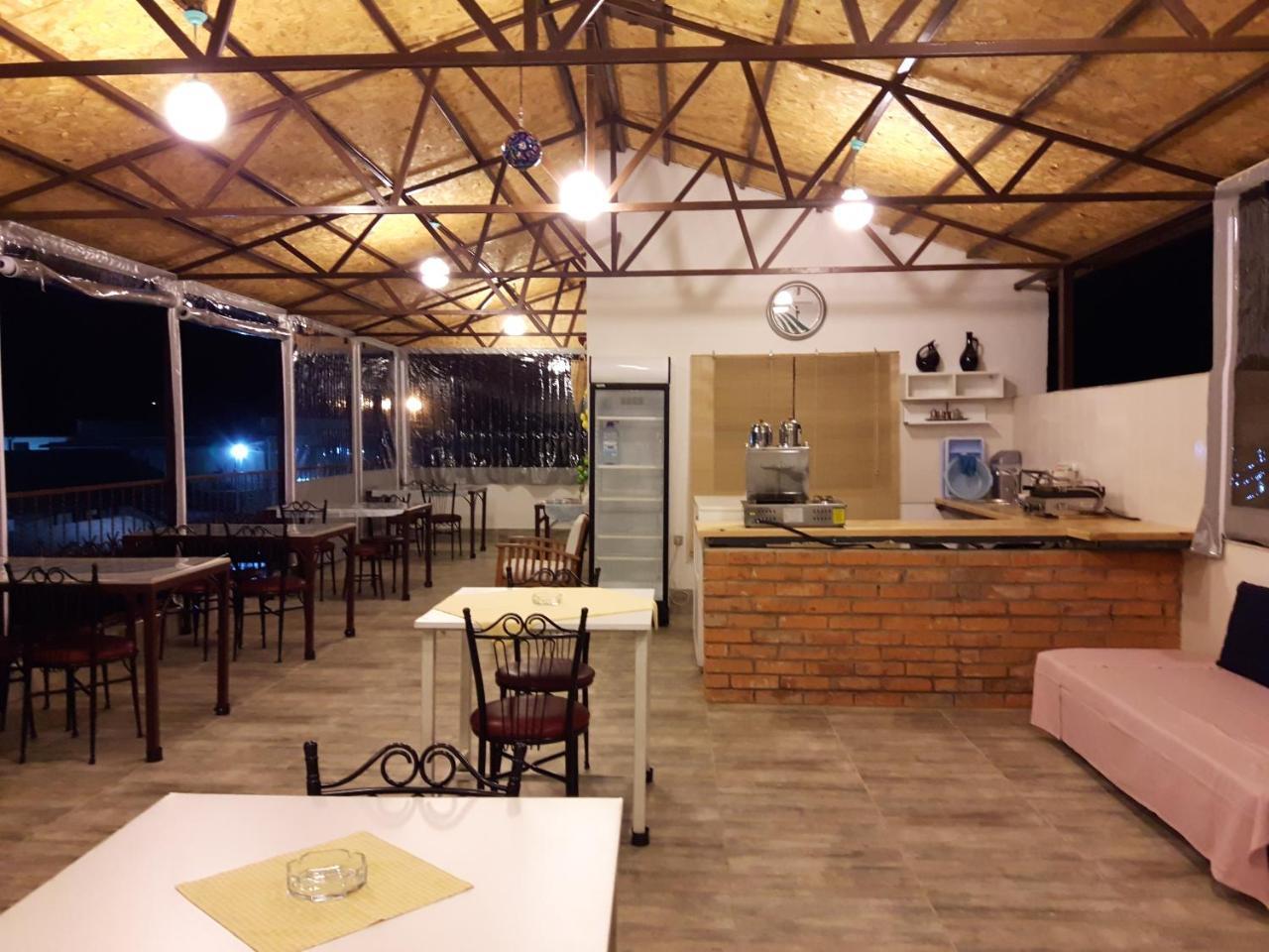 Apsa Butik Hotel Sukhumi Esterno foto