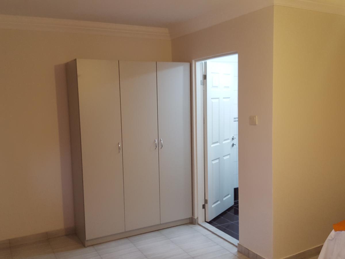 Apsa Butik Hotel Sukhumi Esterno foto