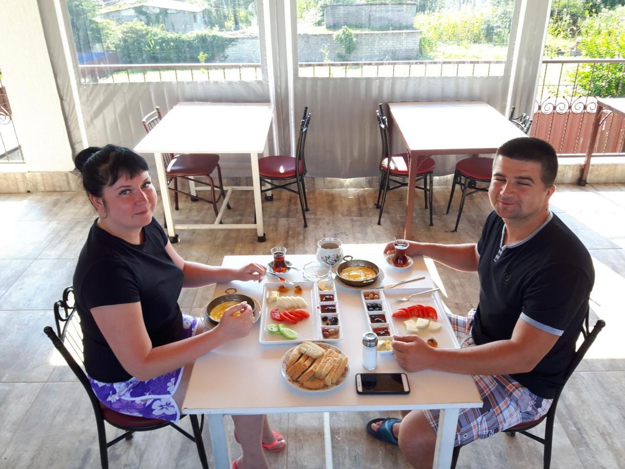 Apsa Butik Hotel Sukhumi Esterno foto