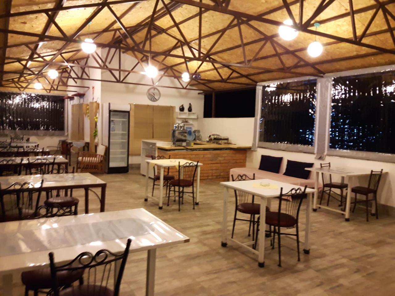 Apsa Butik Hotel Sukhumi Esterno foto