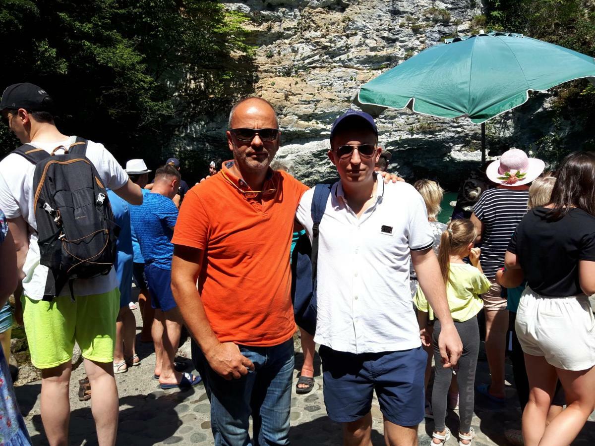 Apsa Butik Hotel Sukhumi Esterno foto