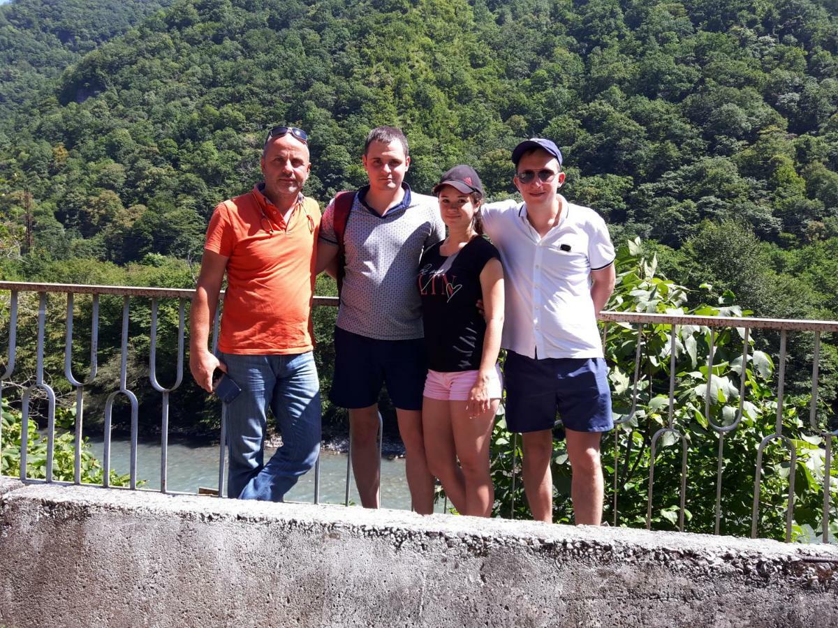 Apsa Butik Hotel Sukhumi Esterno foto