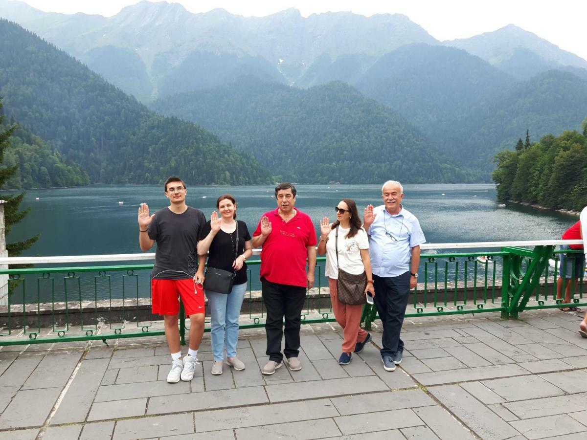 Apsa Butik Hotel Sukhumi Esterno foto
